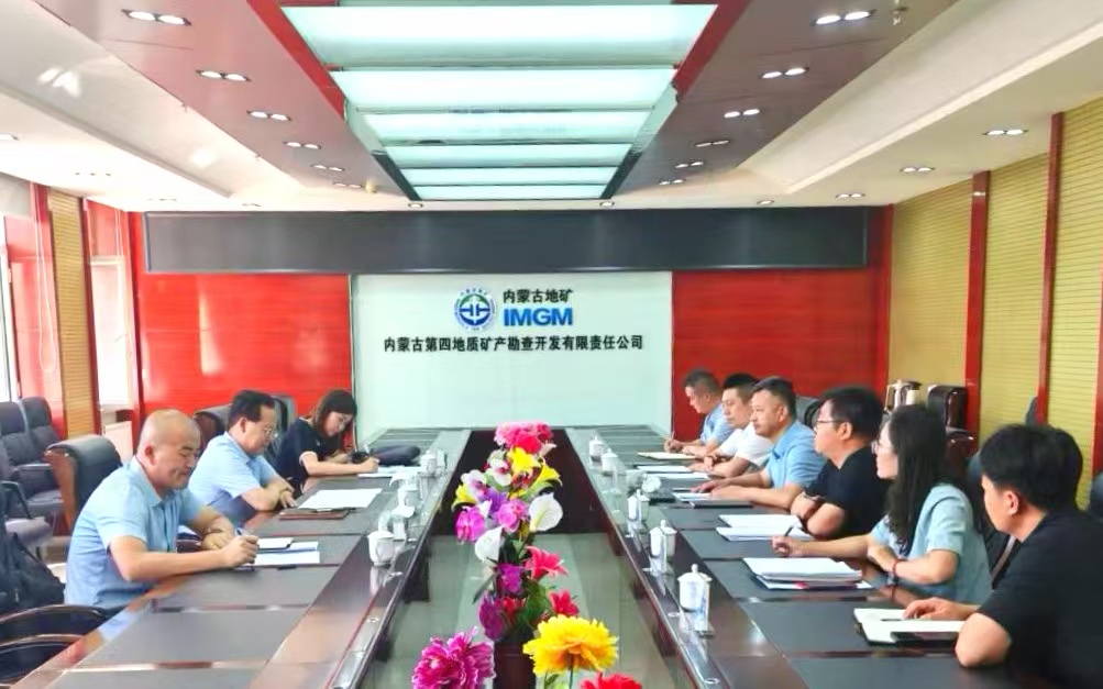 1753857357786084241.jpg auto