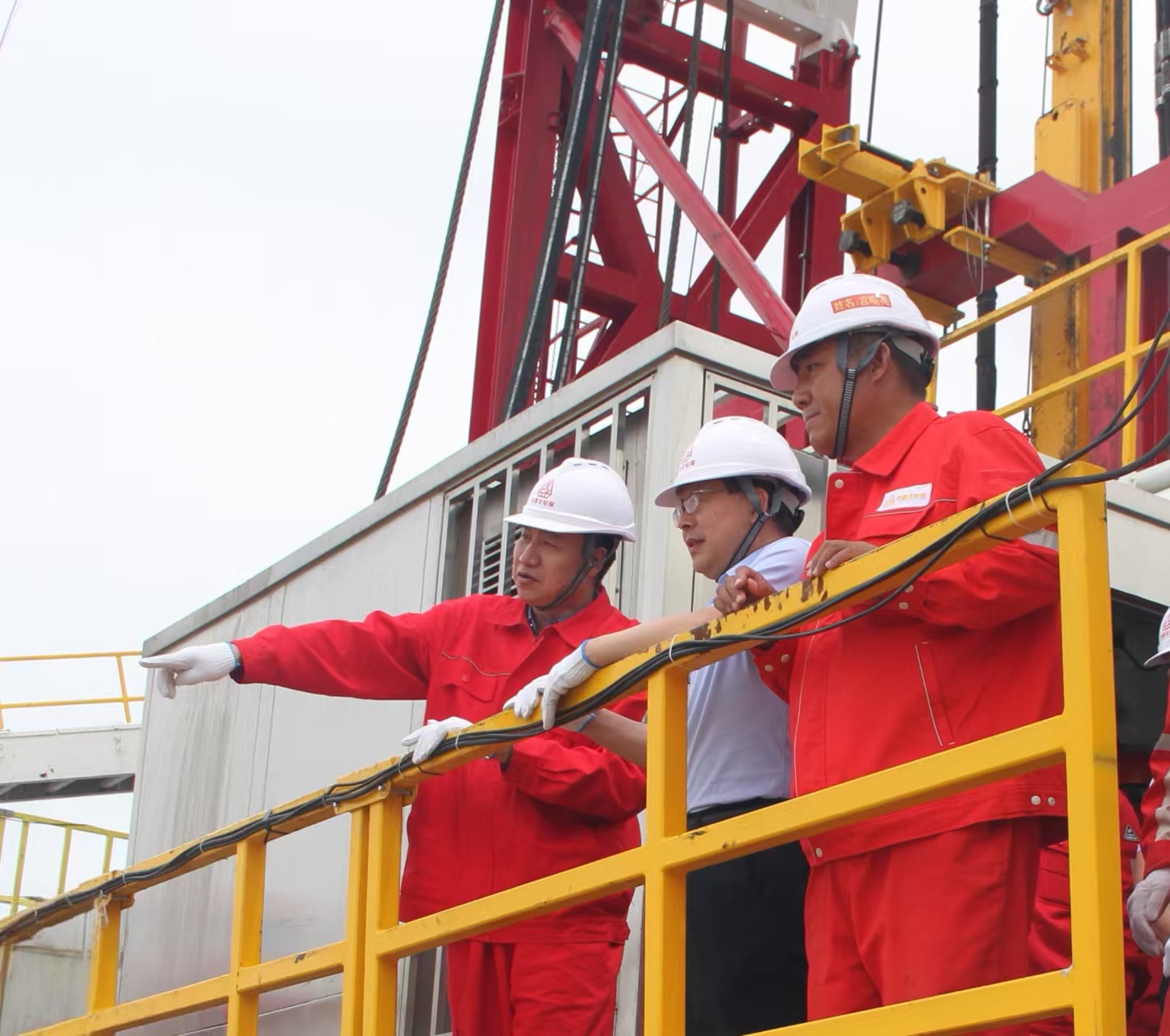 1754014228908015927.jpg auto